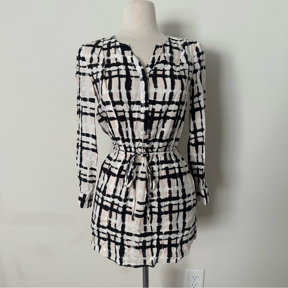 ❗️FINAL PRICE CLOSET CLOSING❗️ Banana Republic Plaid Pink Black and White Dress